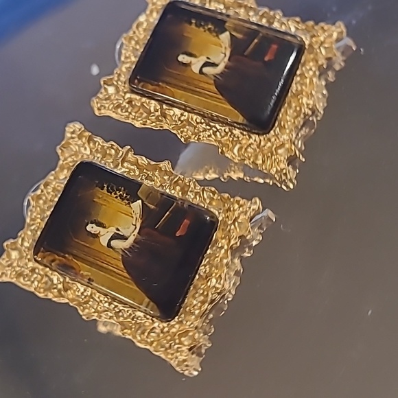 Beautiful Lady Portrait with glass finish earrings - Picture 5 of 6